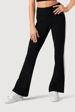 Girls Contrast Flared Legging