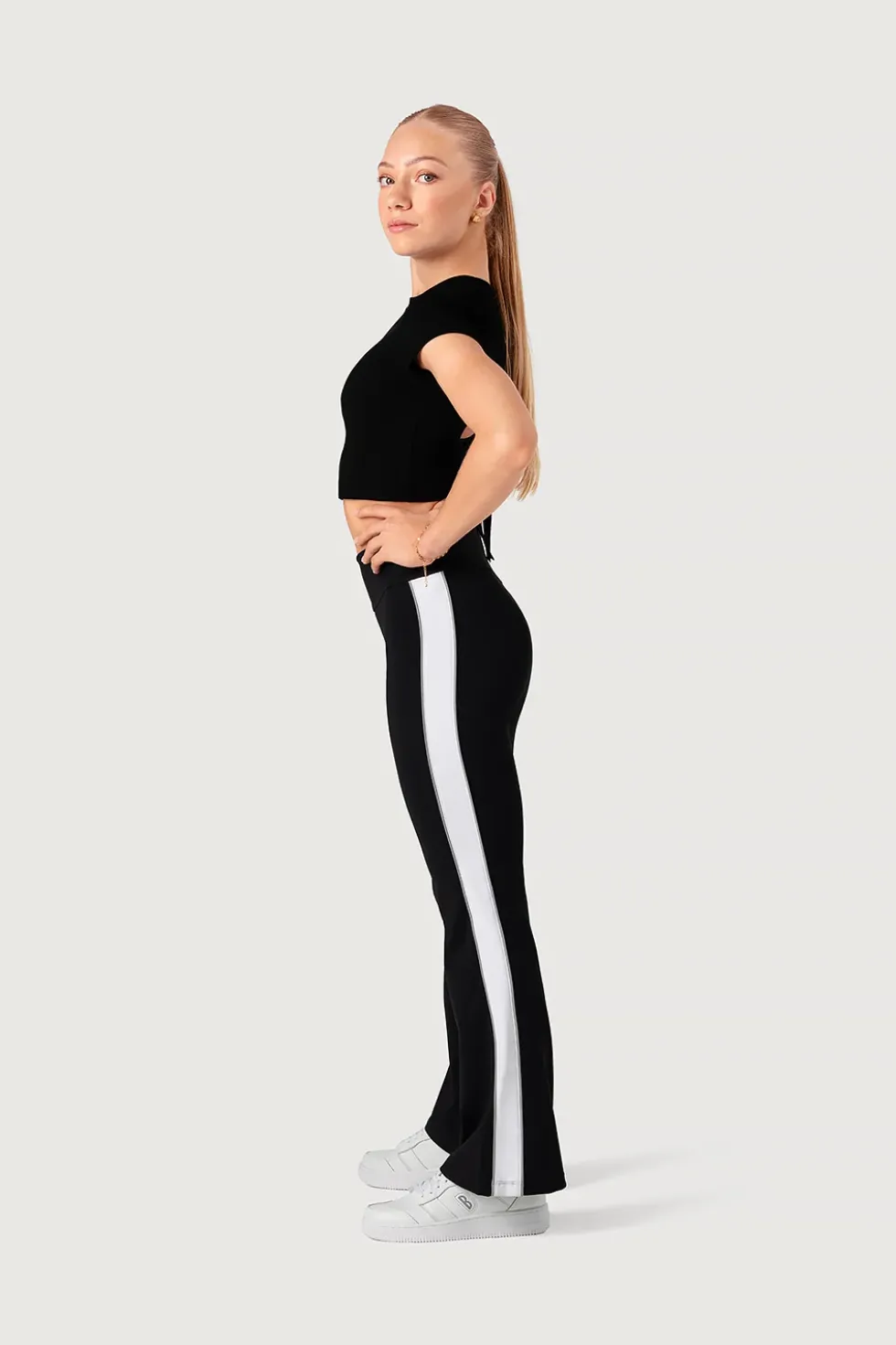 Girls Contrast Flared Legging